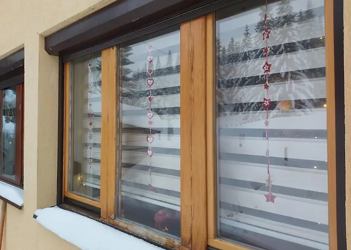 Adrian شقة ياهورينا